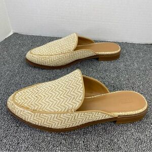 Nordstrom Rack Slip-On Flat Mules Loafers Cream Tan Chevron Almond Toe Earthy 9M